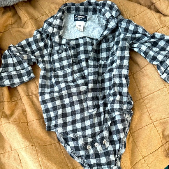OshKosh B'gosh Other - Oshkosh cozy long sleeve onesie